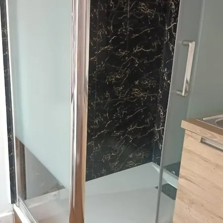 Charming Studio In A Prestigious Neighborhood 6th Floor, No Elevator 아파트 파리