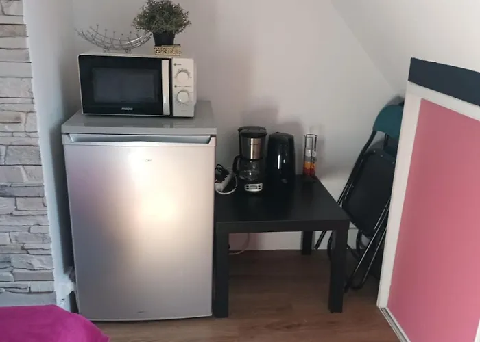 Charming Studio In A Prestigious Neighborhood 6th Floor, No Elevator *